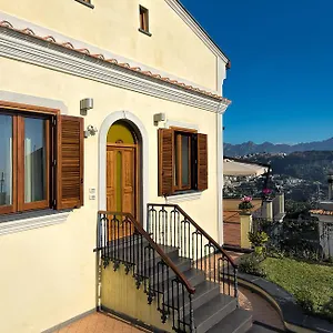https://villa-maria-campania.hotels-amalfi.com