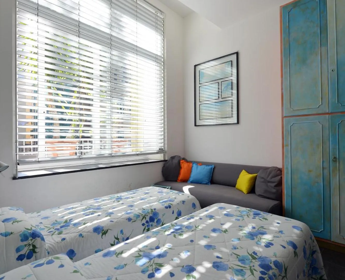 Bed & Breakfast B&B Dell'Acquario Genoa Italy